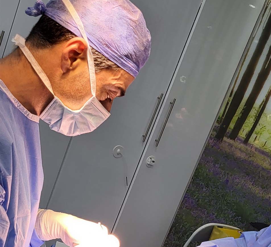 Dr Yannis in Surgery