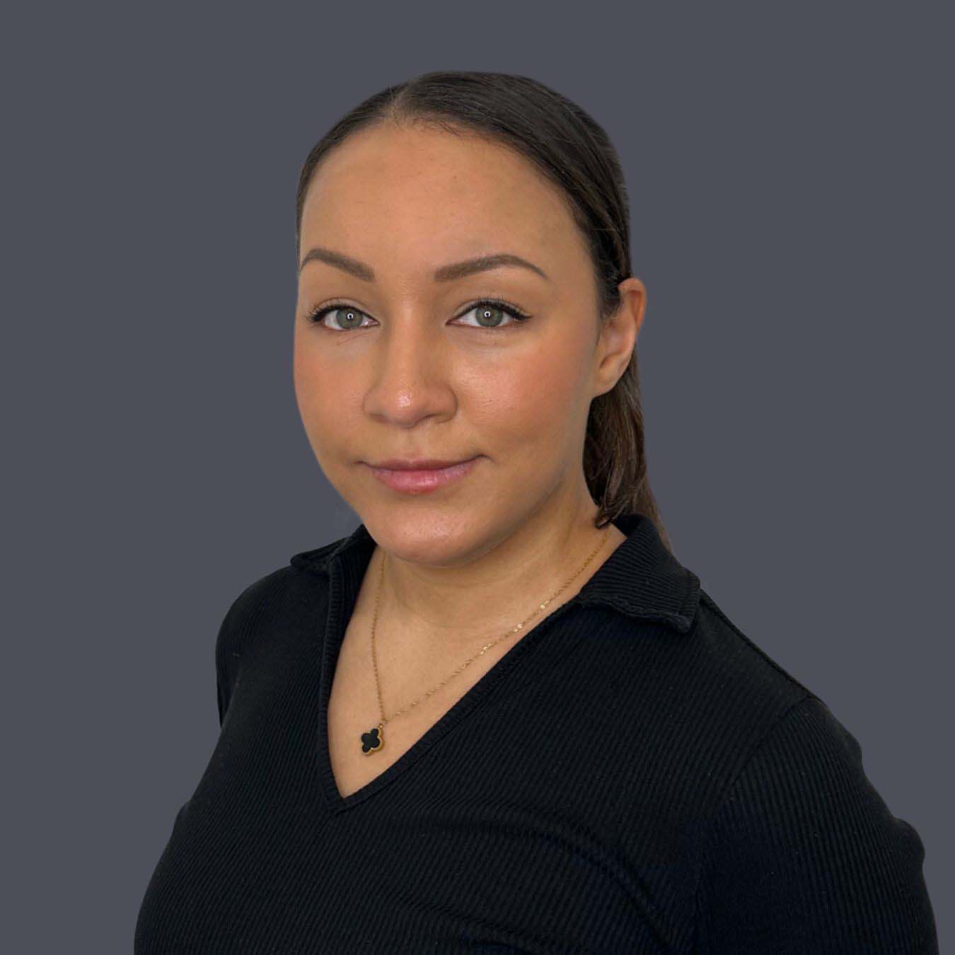 profile image of a team member senior aesthetician nikki cullimore