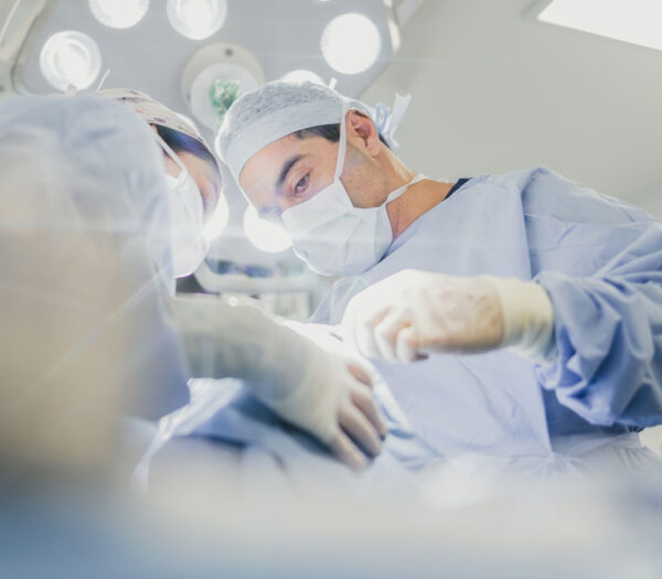 https://www.111harleystreet.com/wp-content/uploads/2025/07/Dr-yannis-surgery-600x525-1.jpg